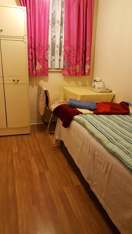 فندق ليدزفي  Cherry House & Self Catering المظهر الخارجي الصورة
